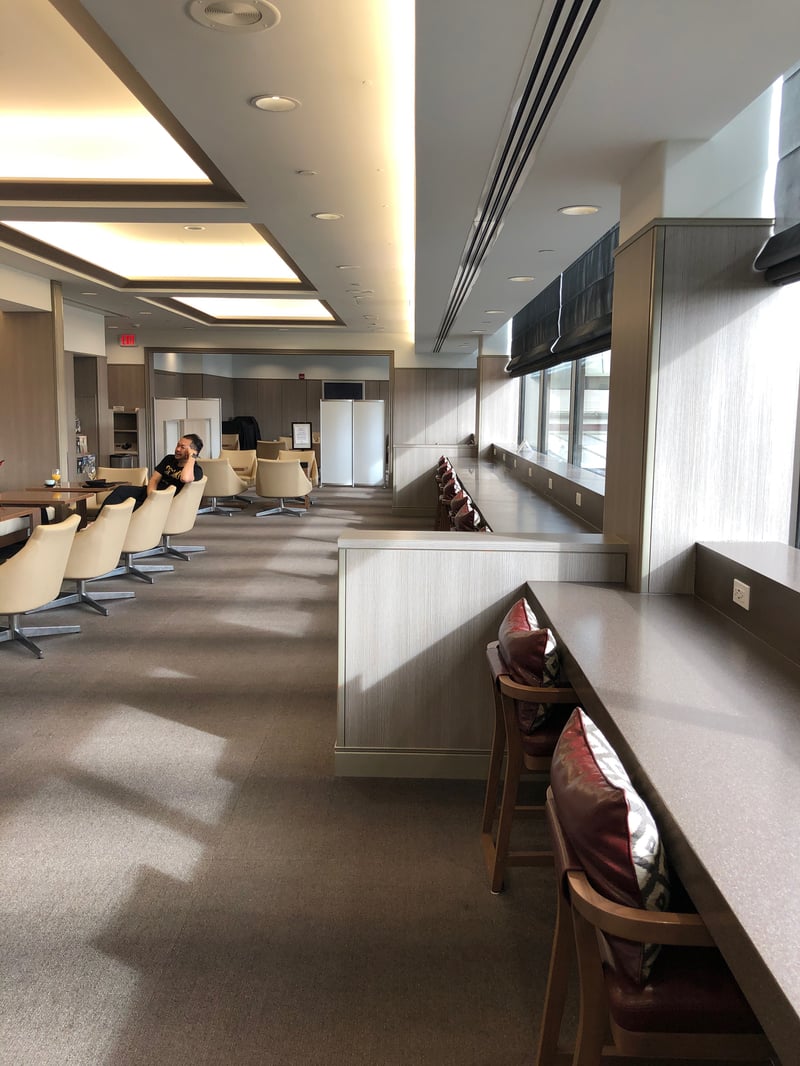 Japan Airlines JAL Sakura Lounge / American Airlines Admirals Club, foto 4