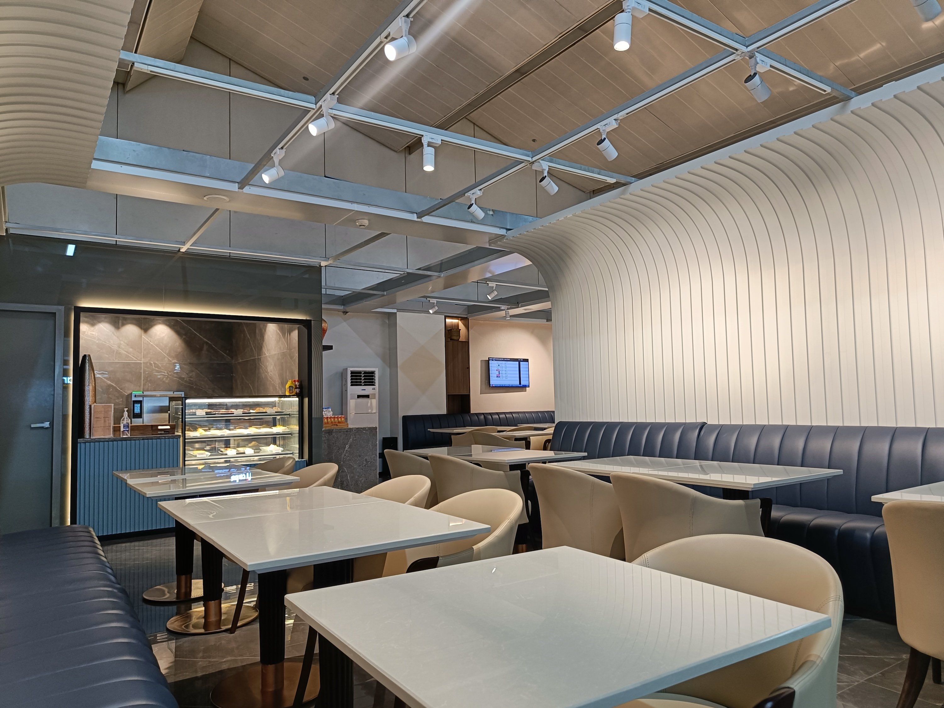 Encalm Lounge, photo 6