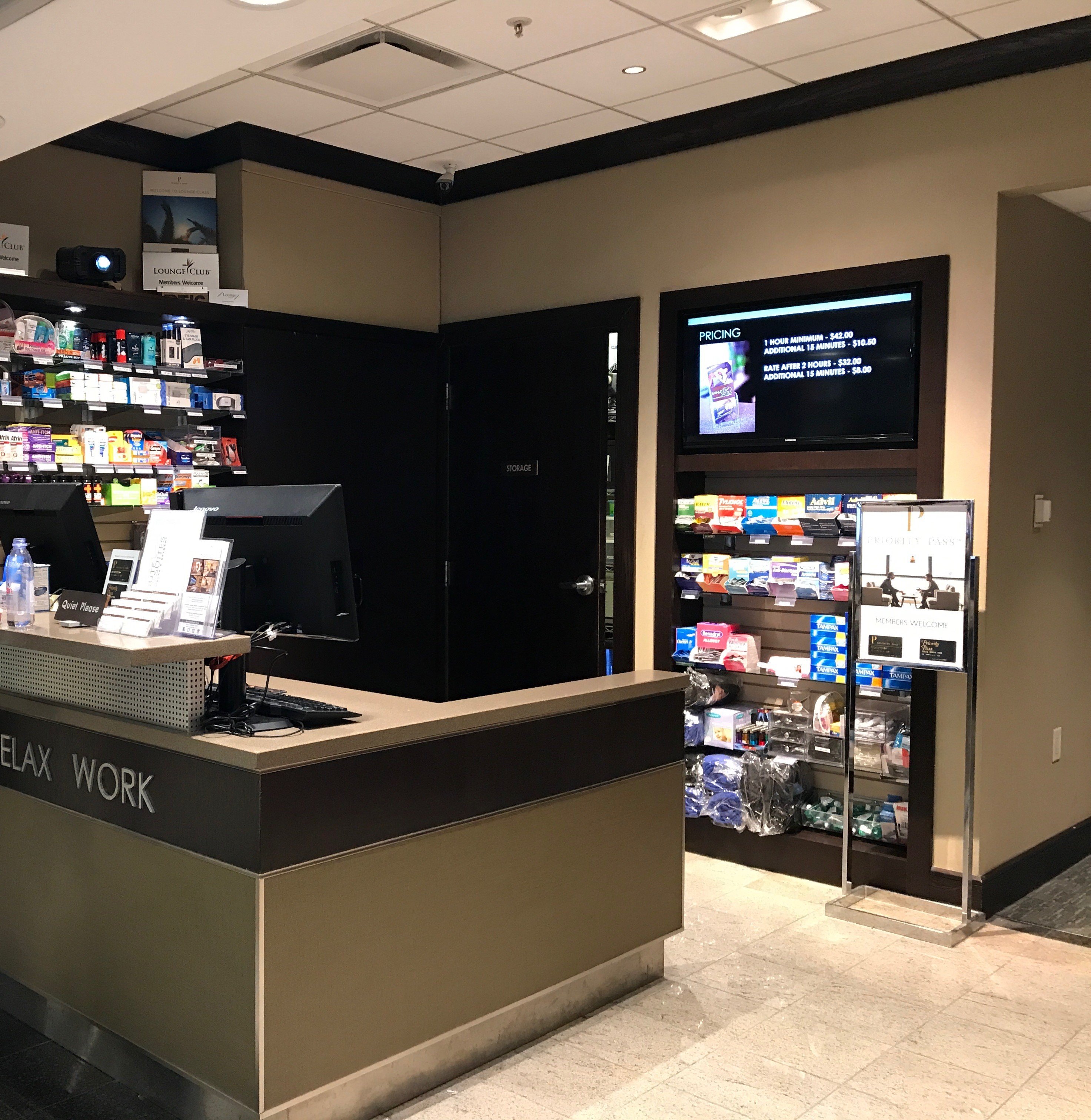 Minute Suites (Gate B15), photo 5