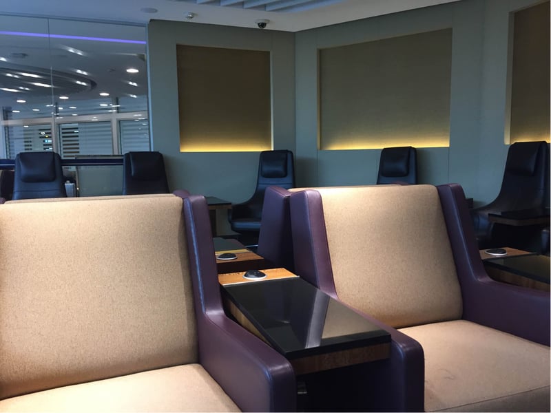 Singapore Airlines SilverKris Business Class Lounge, photo 4