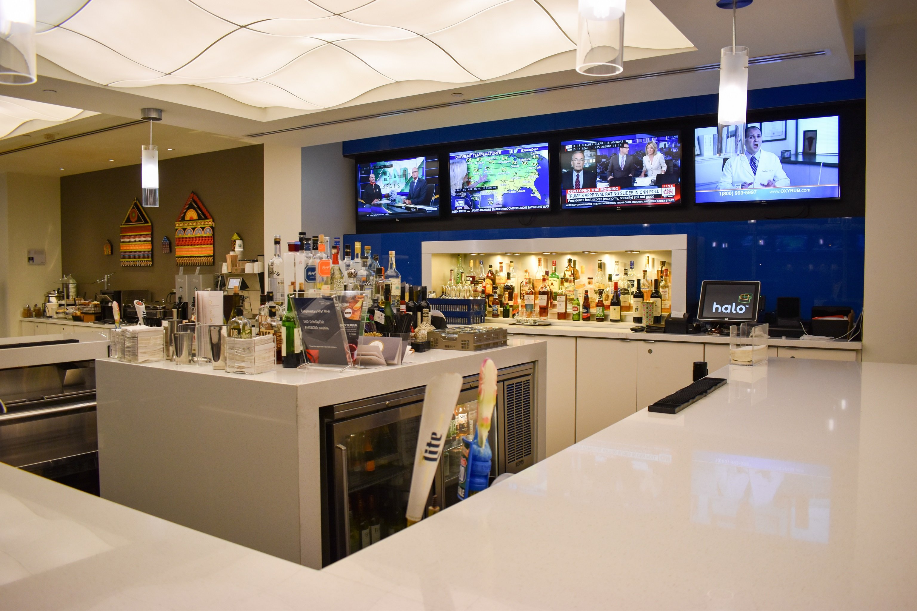 Delta Air Lines Delta Sky Club, photo 4