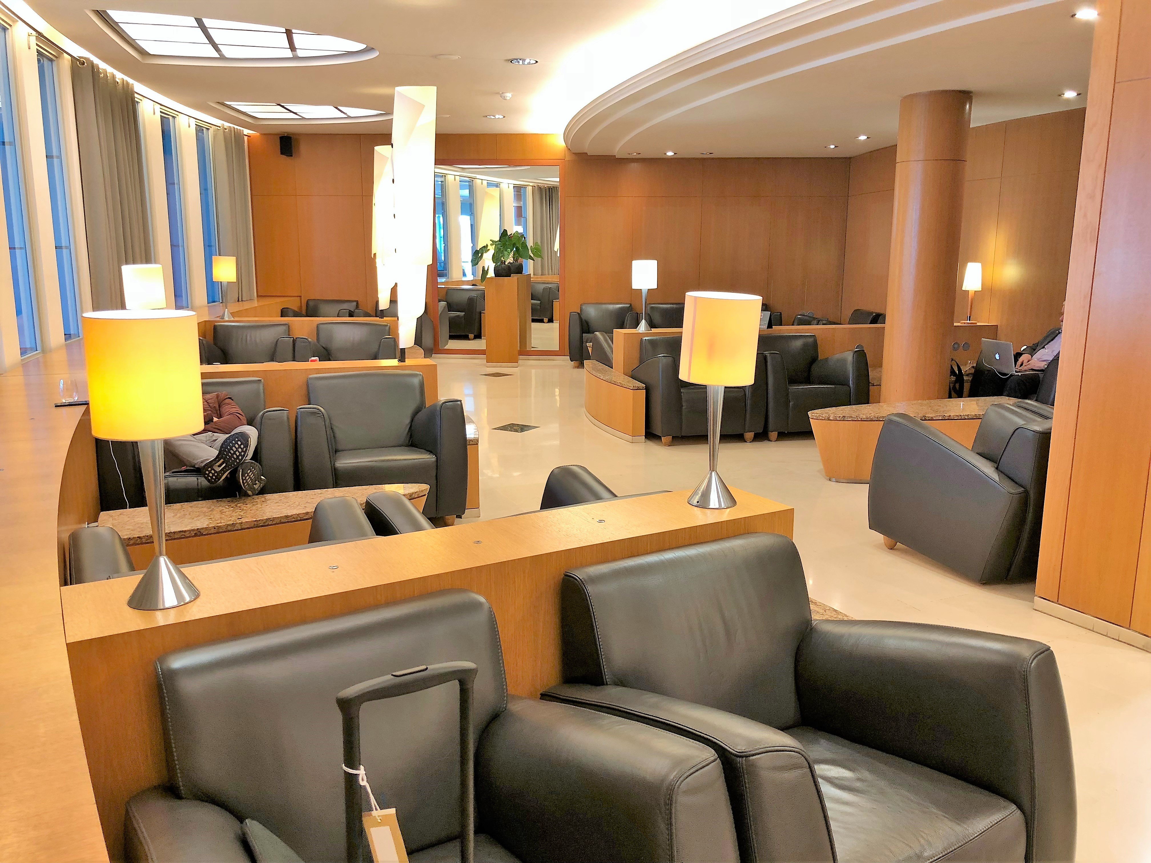 Air Canada Maple Leaf Lounge, foto 5