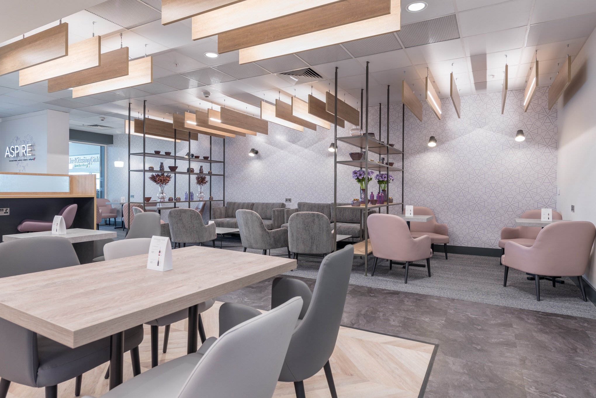 Aspire Lounge, photo 4