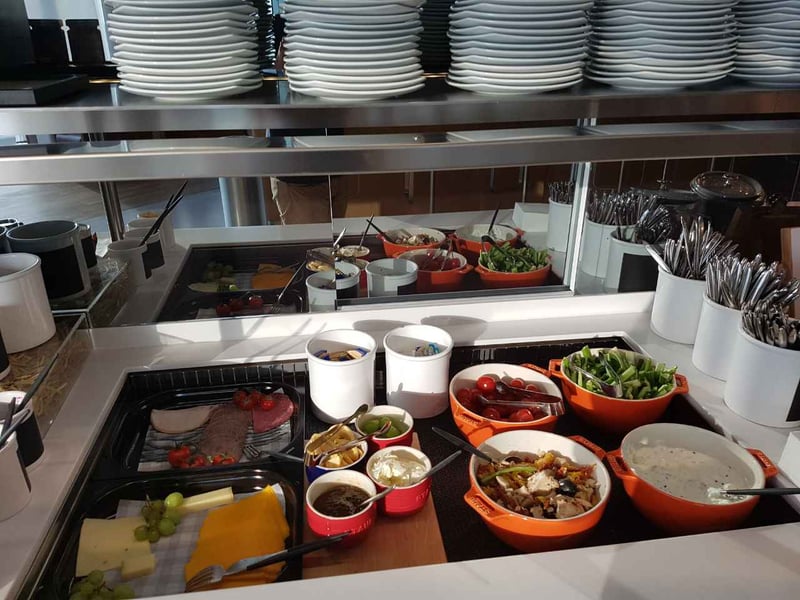 Lufthansa Senator Lounge (Non-Schengen), photo 9