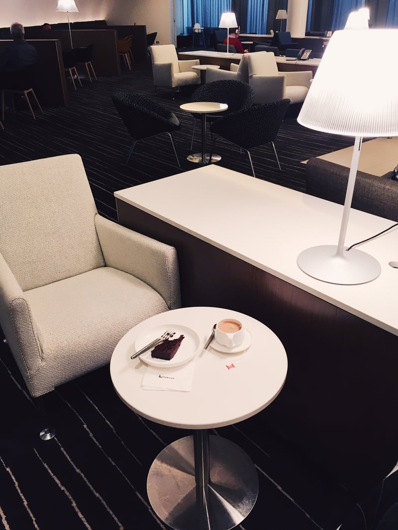 Qantas Airways International Business Lounge, photo 2