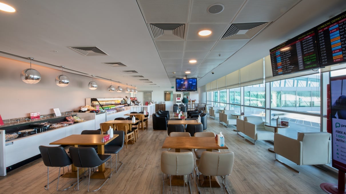 Primeclass Lounge, photo 11