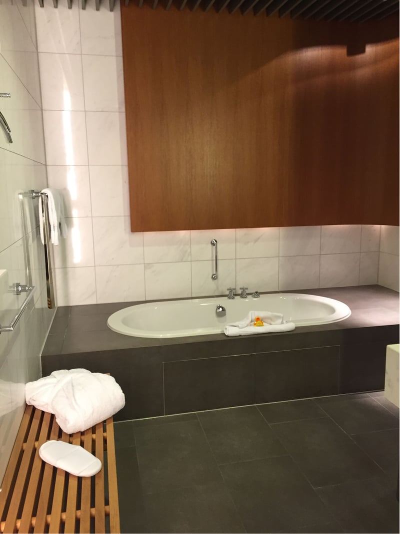 Lufthansa First Class Terminal, foto 2