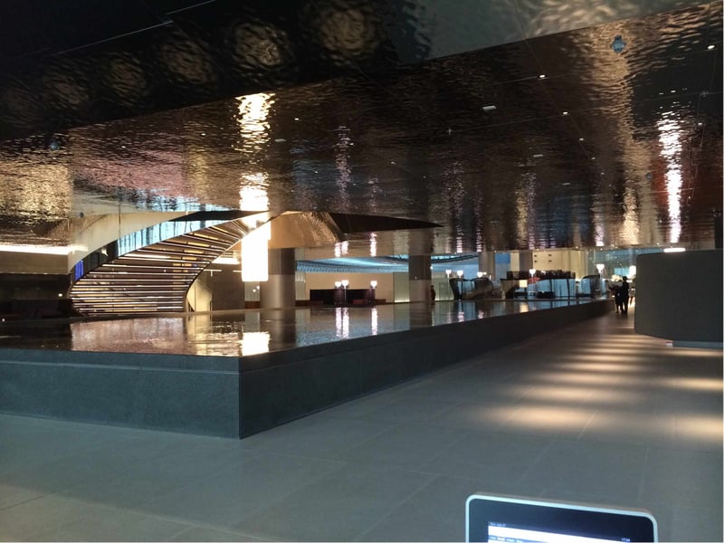Qatar Airways Al Mourjan Business Class Lounge, photo 8