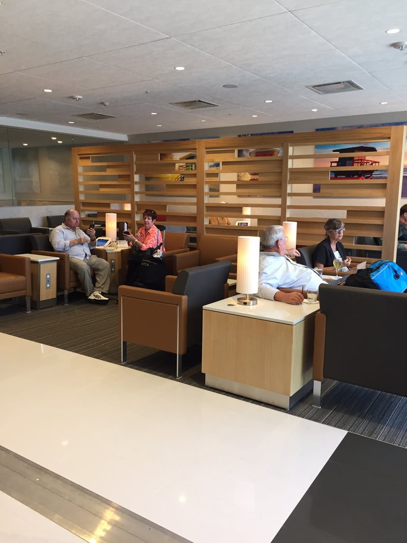 American Airlines Admirals Club (Gate D15), photo 5