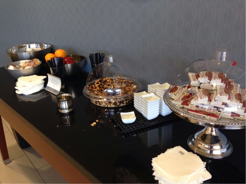 American Airlines Admirals Club (Gates A19-A21), photo 6