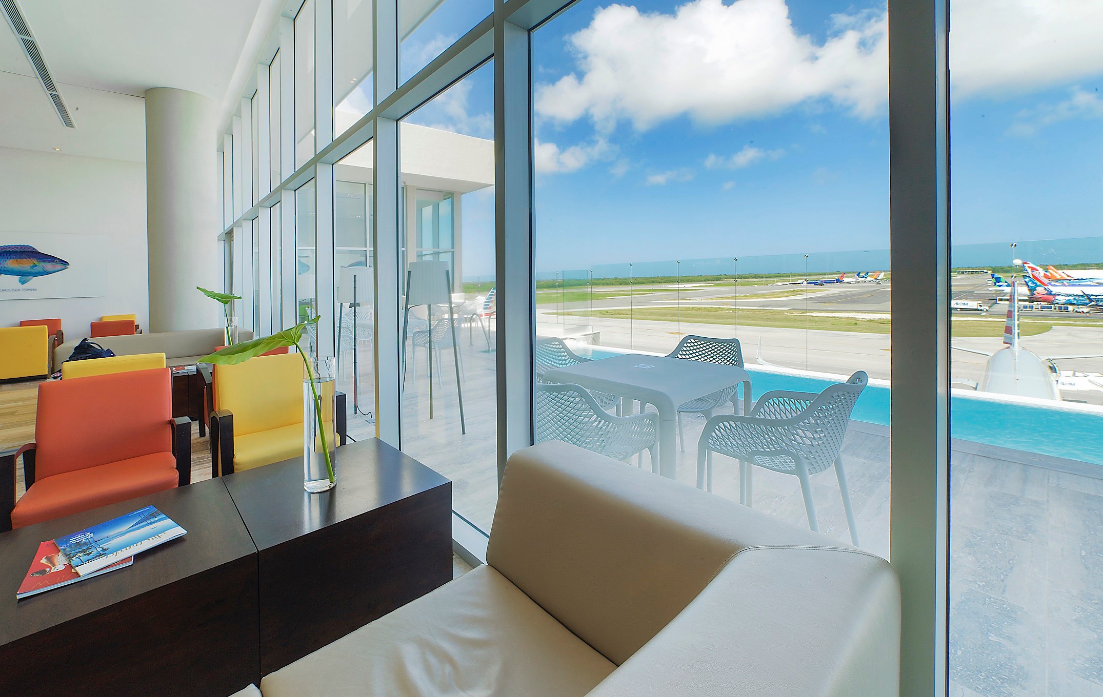 VIP Lounge (Departures), foto 9