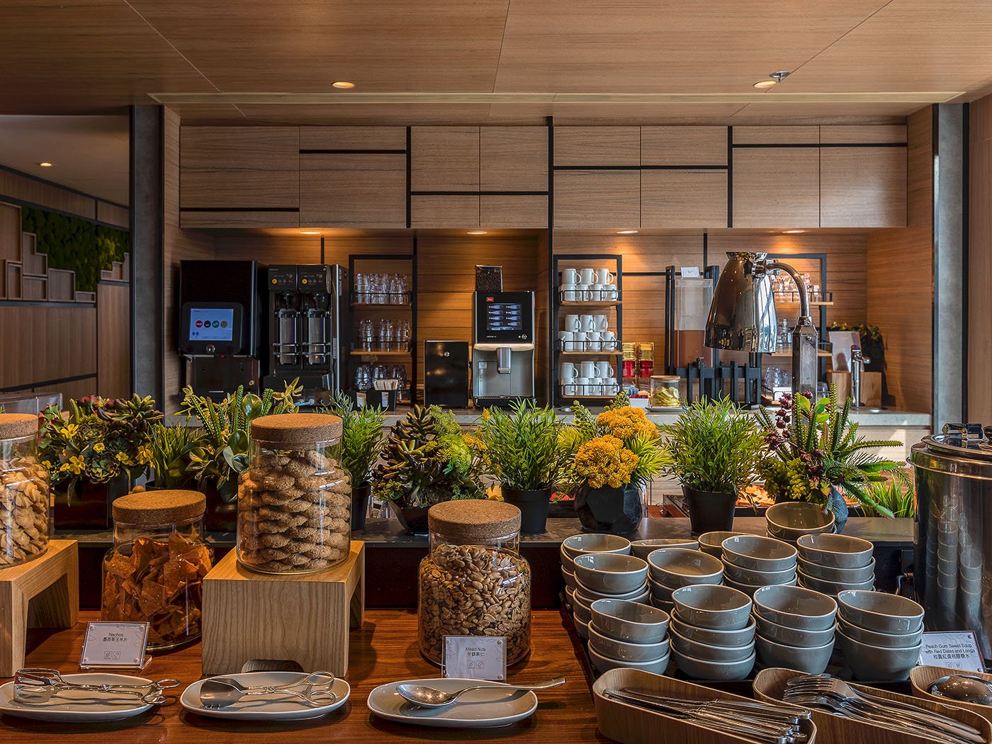 Plaza Premium Lounge (Gate 35), photo 3