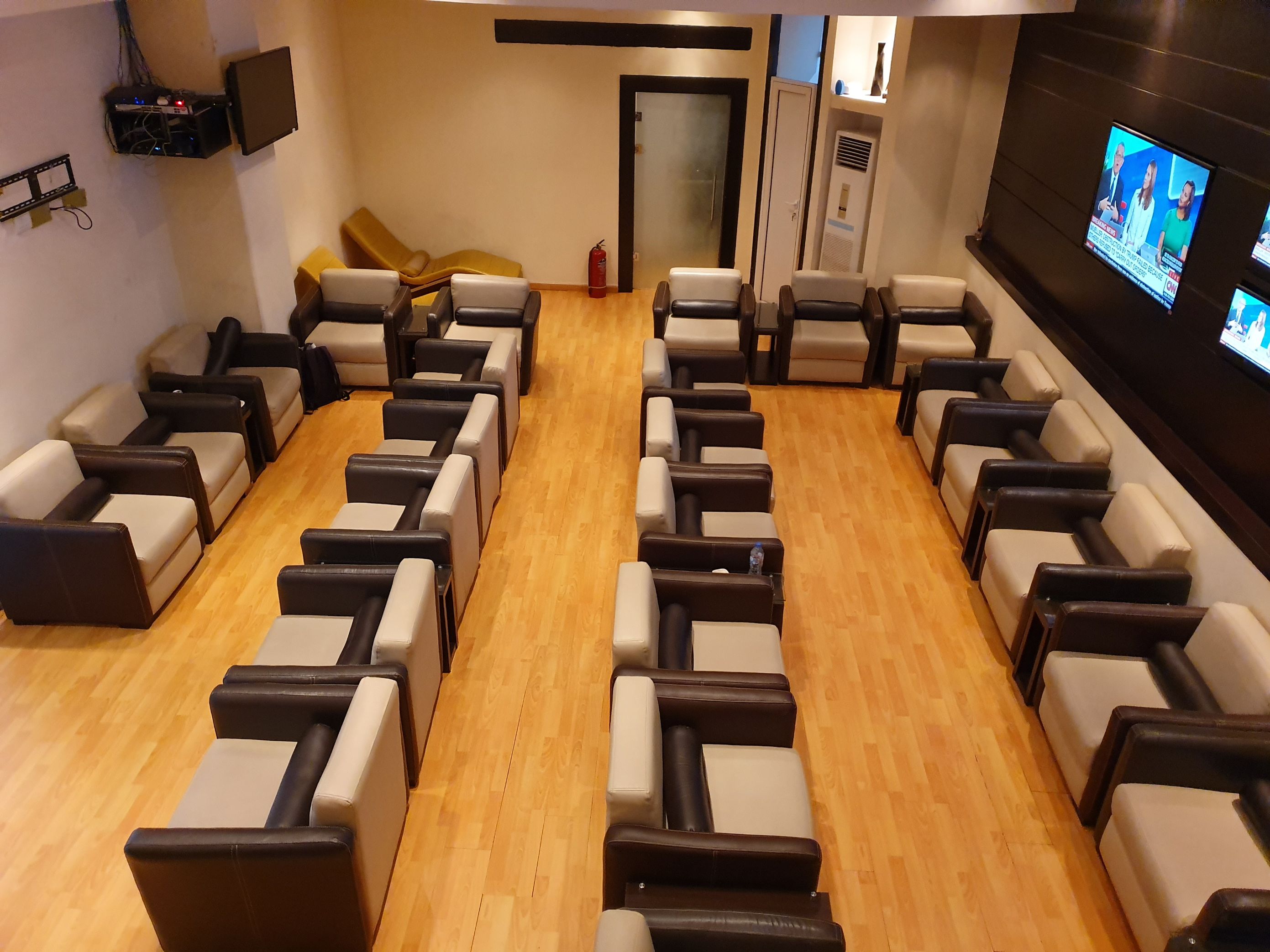 Skyway Premium Lounge, foto 2