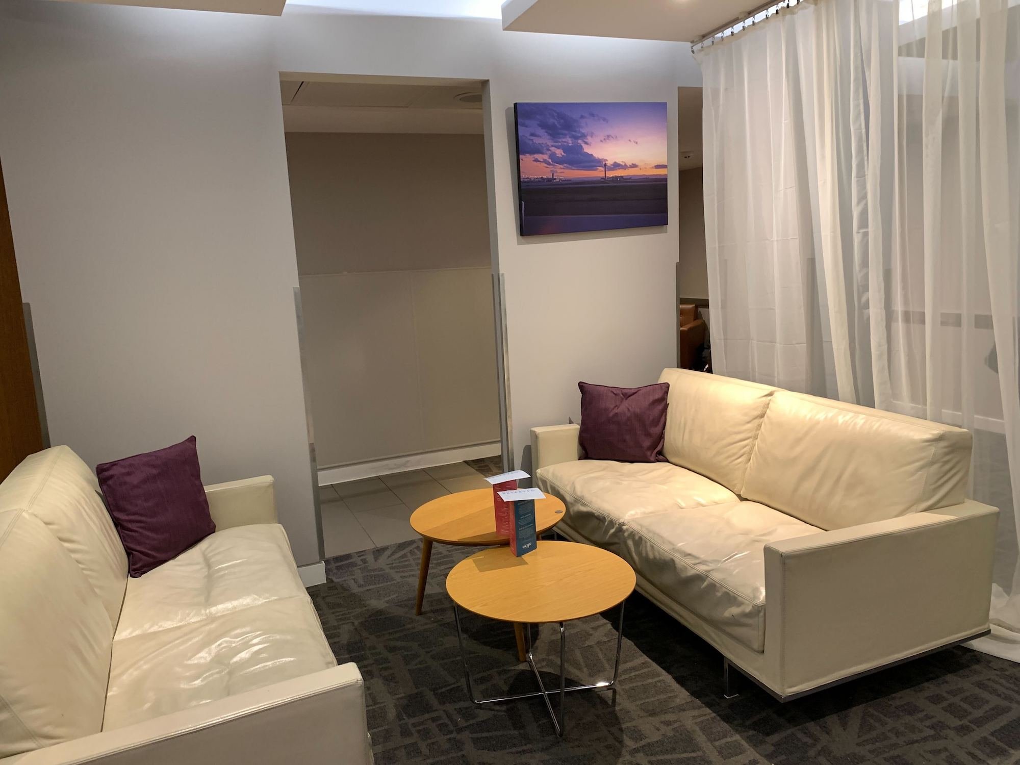 Escape Lounges, photo 5
