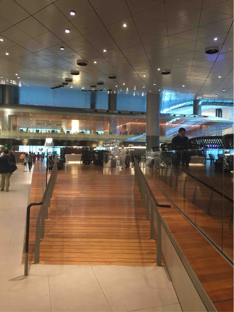 Qatar Airways Al Mourjan Business Class Lounge, photo 7