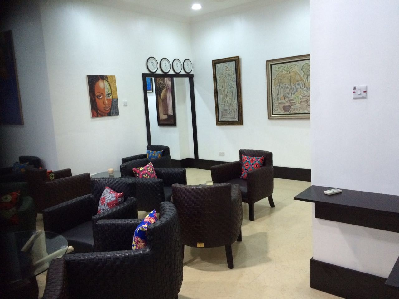 SDS Llegada Arrival Lounge (E-Wing), photo 8