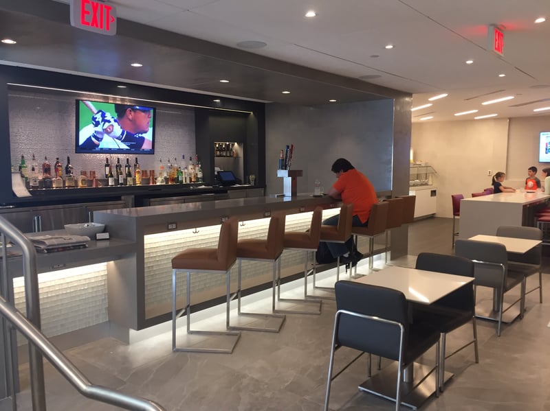 American Airlines Admirals Club, photo 4
