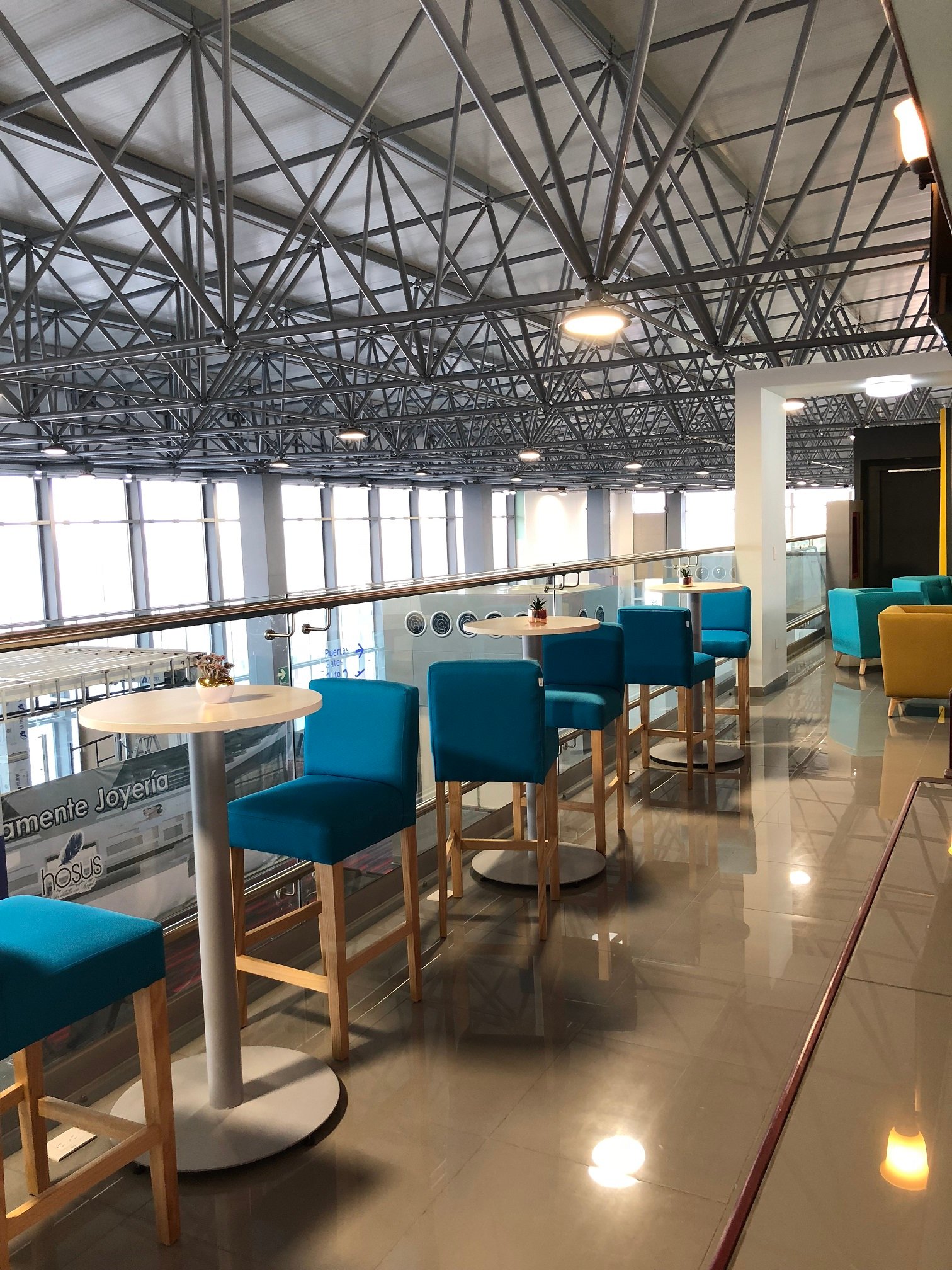 OMA Premium Lounge (Temporarily Closed), foto 4