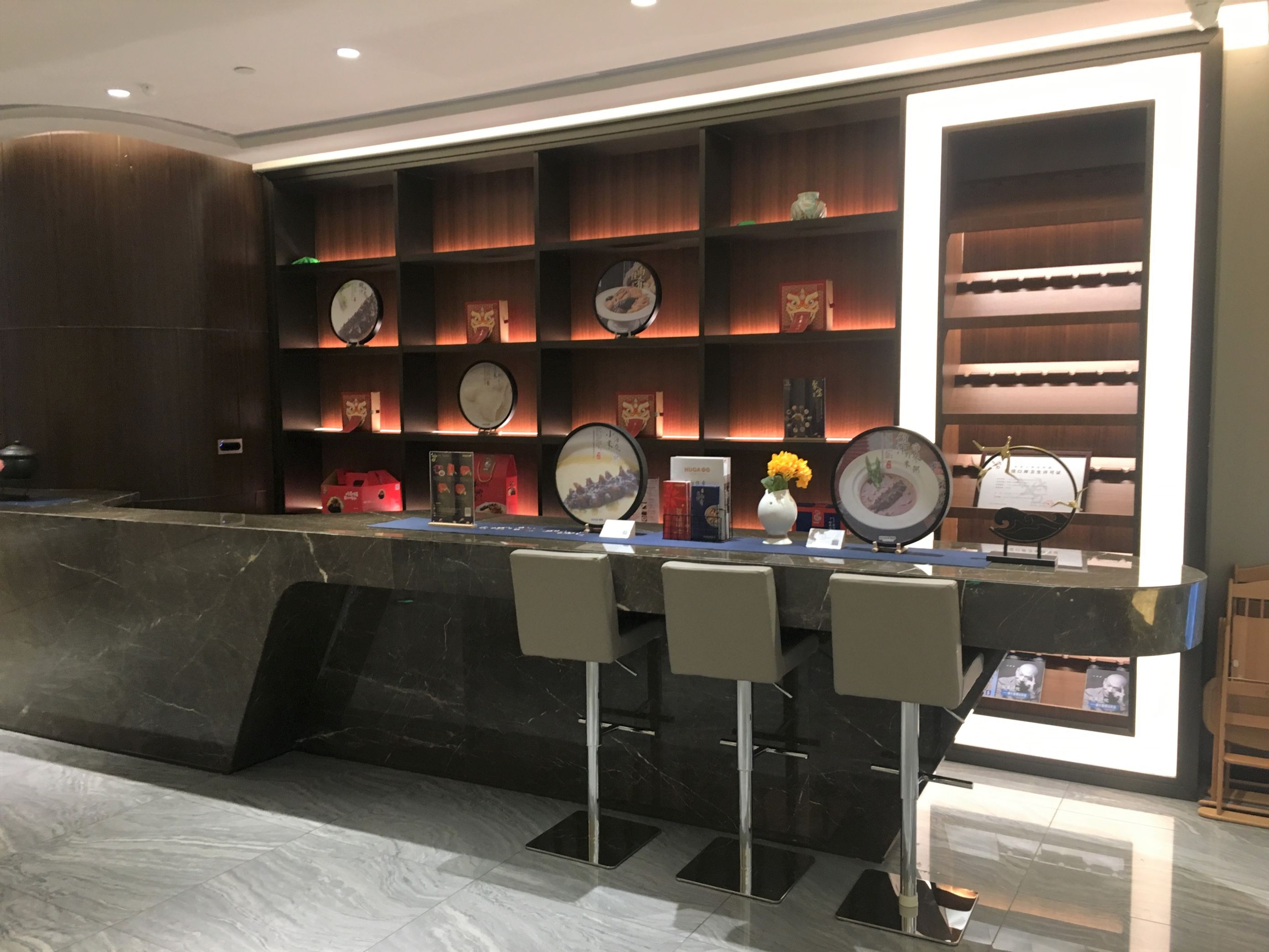 Easy Boarding Lounge, photo 11