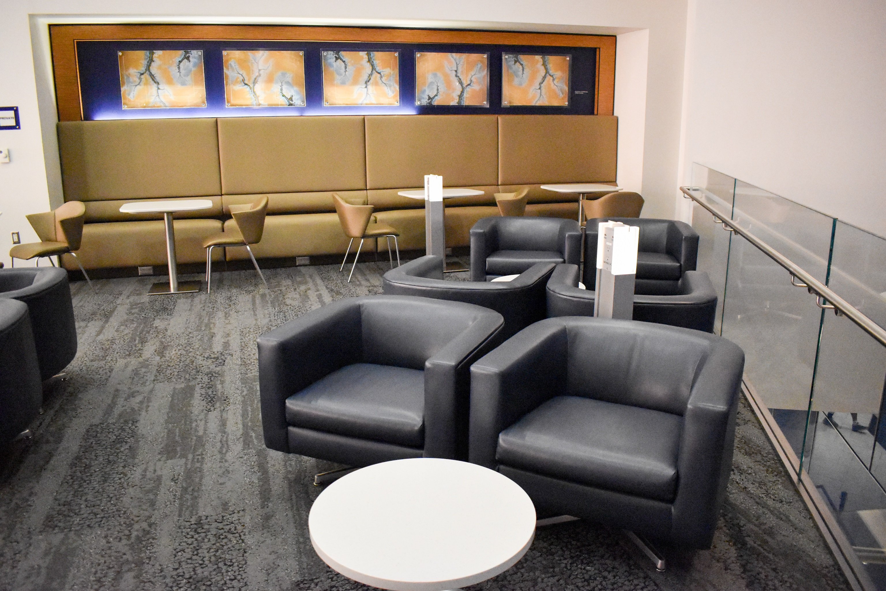 Delta Air Lines Delta Sky Club, photo 2