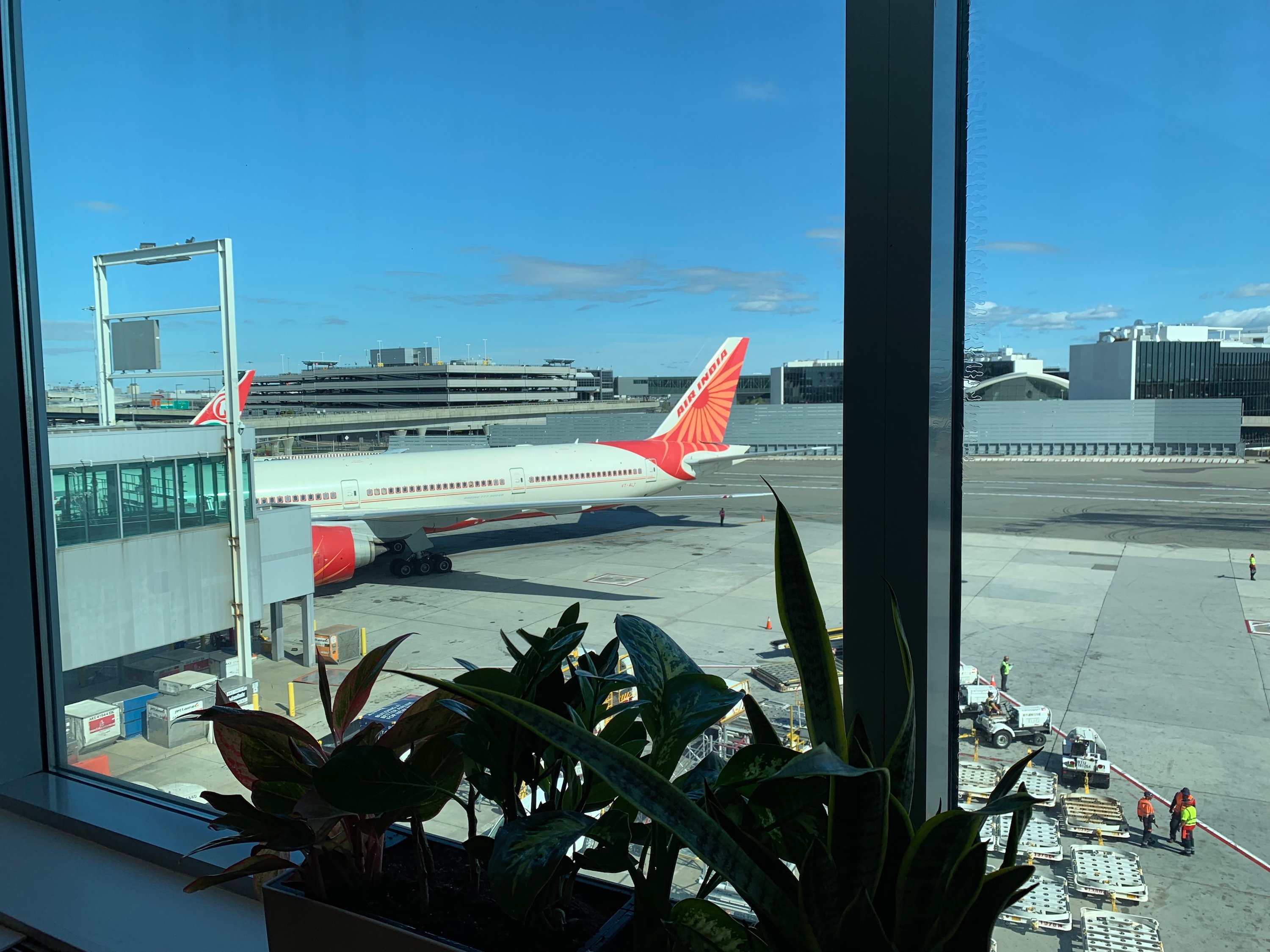 Air India Maharajah Lounge, photo 7