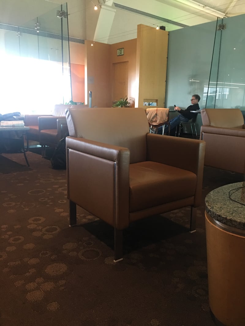 American Airlines Admirals Club, photo 12