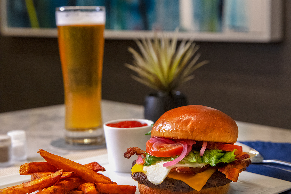 United Airlines Polaris Lounge, foto 7