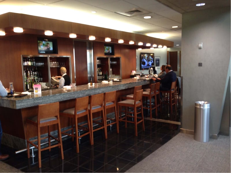 American Airlines Admirals Club, photo 7