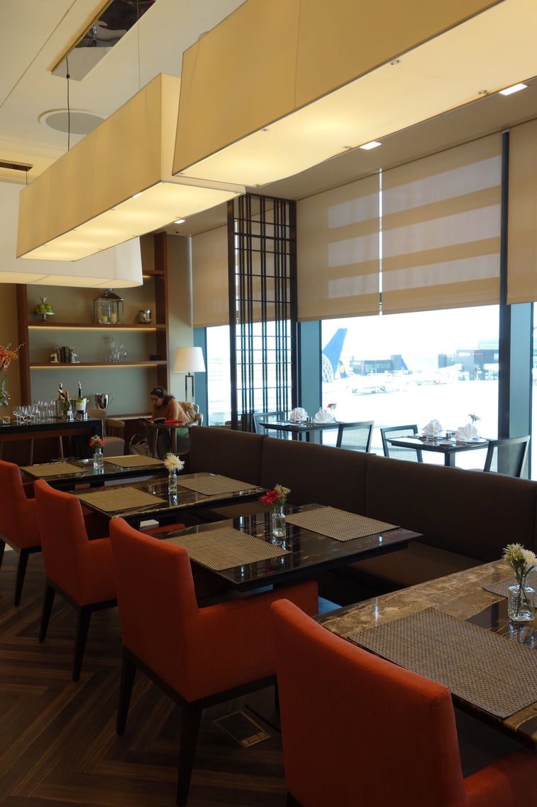 Singapore Airlines SilverKris Lounge, photo 4