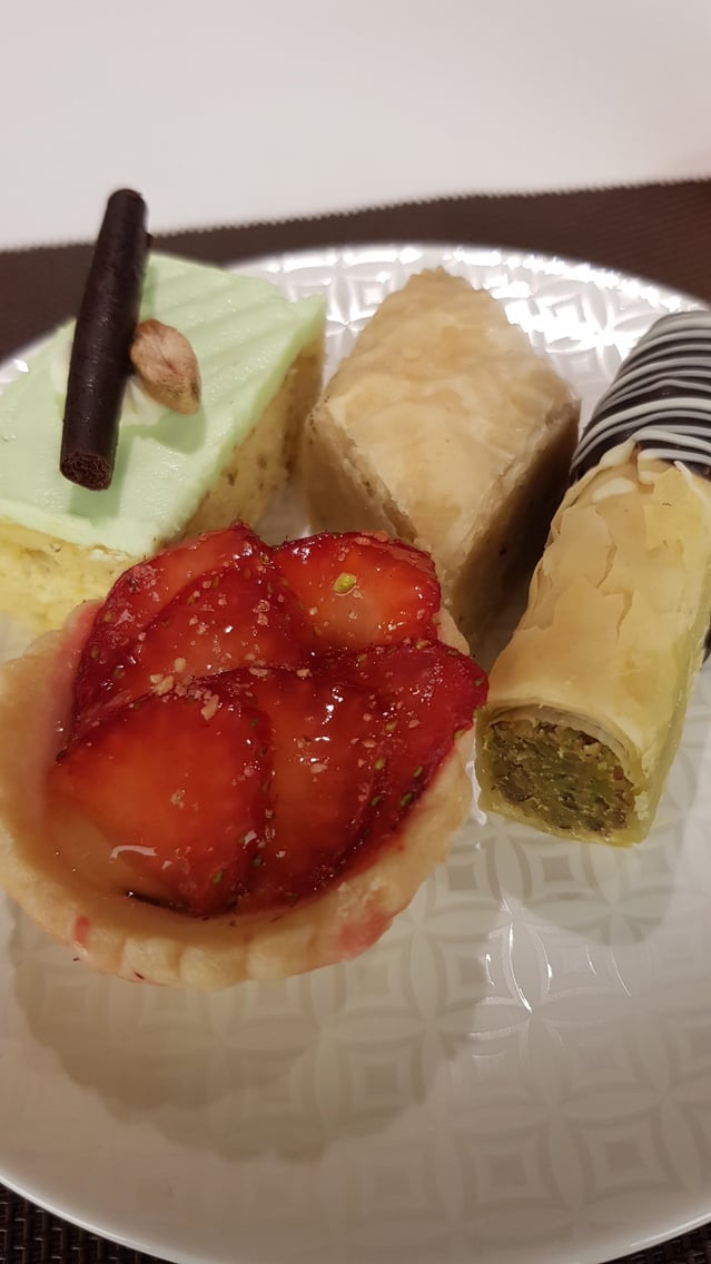 Qatar Airways Premium Lounge, photo 3