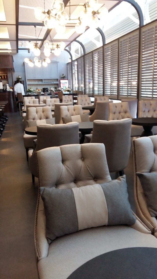 The Coral First Class Lounge (See NOTES) (Temporarily Closed), foto 6