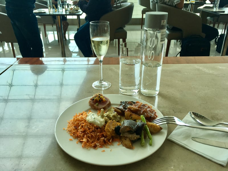 The Emirates Business Class Lounge, photo 2