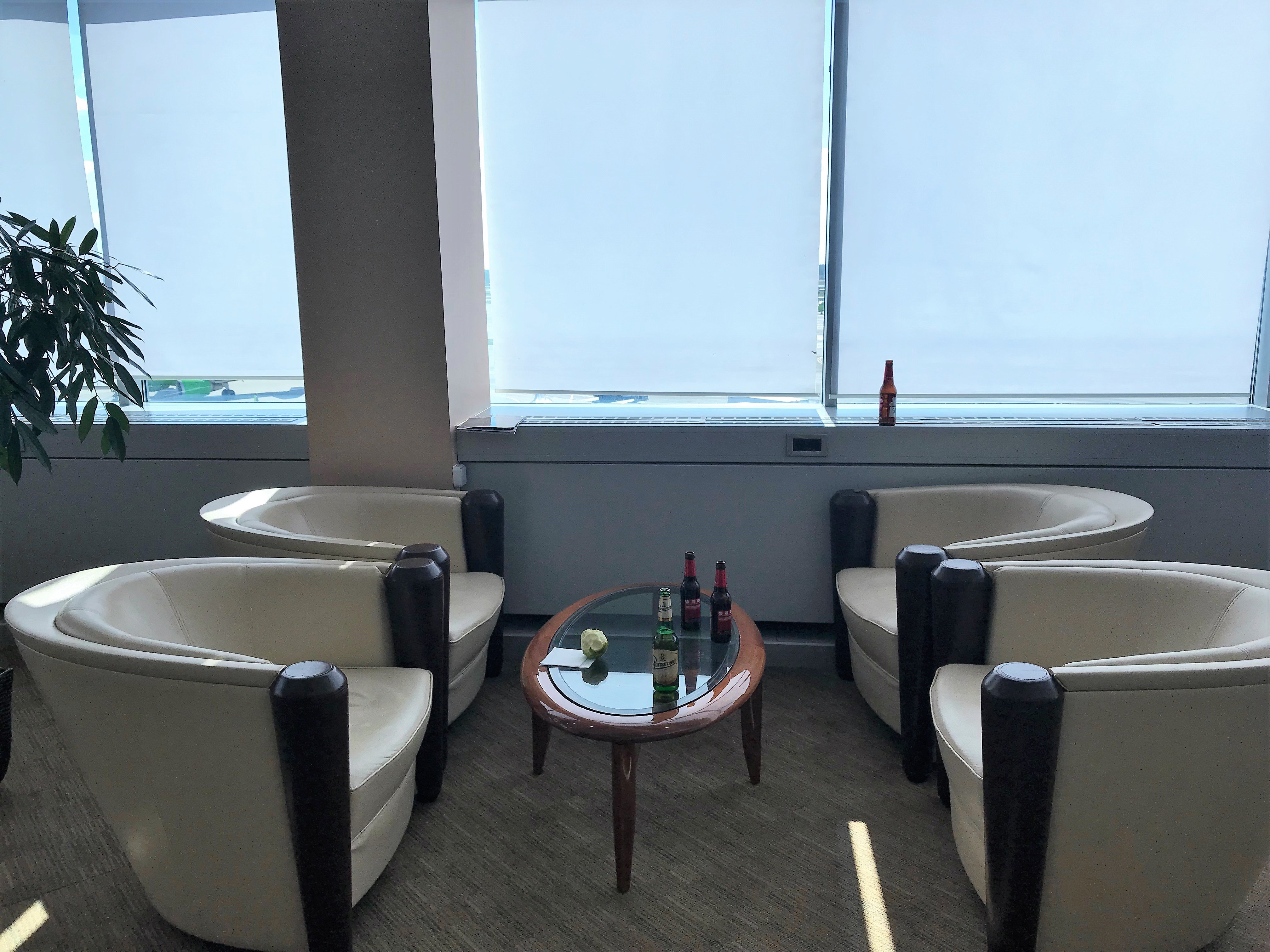 Domestic Business Lounge, photo 9