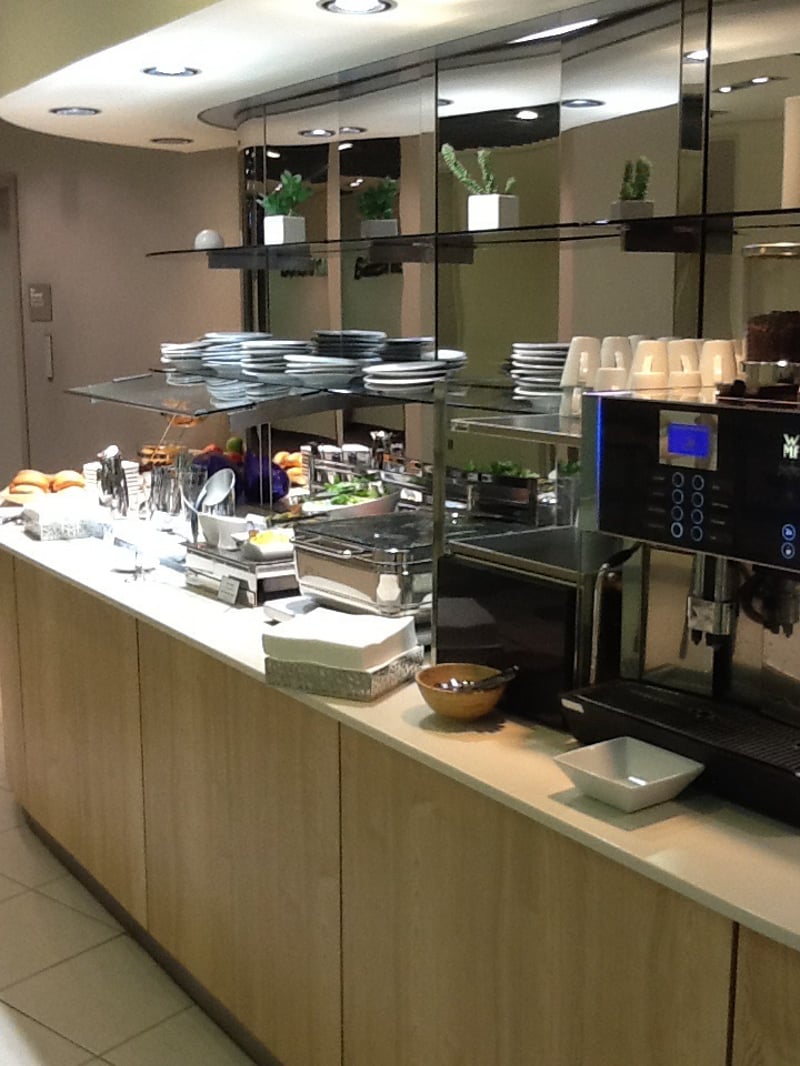 Lufthansa Business Lounge, photo 8