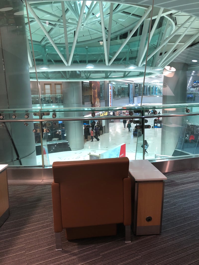 American Airlines Admirals Club (Gate D30), photo 4