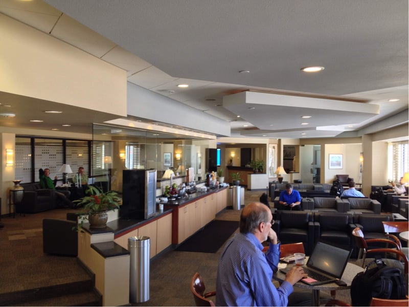 American Airlines Admirals Club (Gates A19-A21), photo 9
