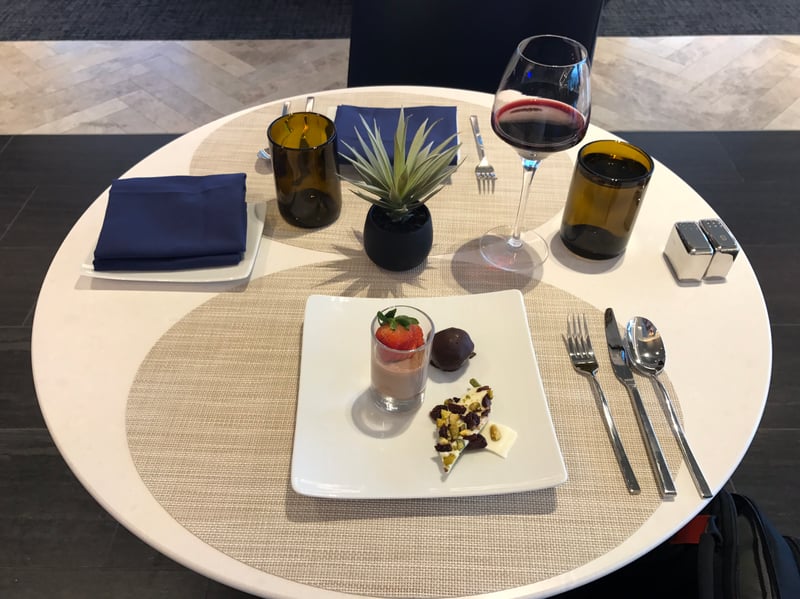 United Airlines Polaris Lounge (Temporarily Closed), foto 9