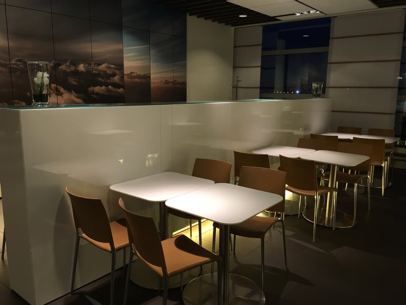 Lufthansa Business Lounge (Schengen, Gate A26), photo 2