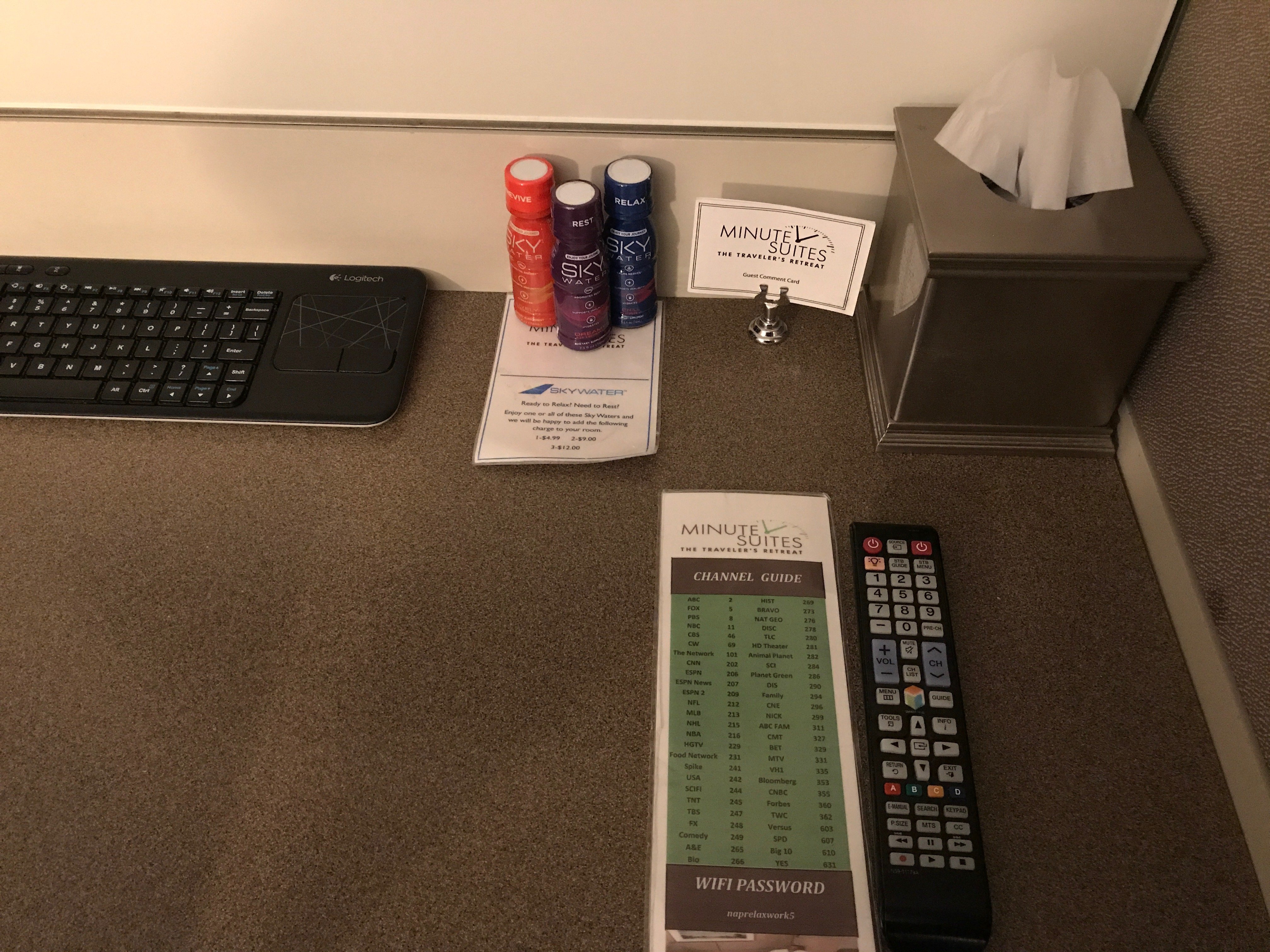 Minute Suites (Gate B15), photo 11