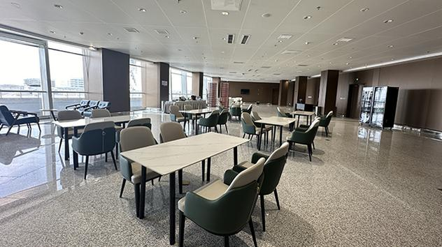 VIP Lounge, photo 2