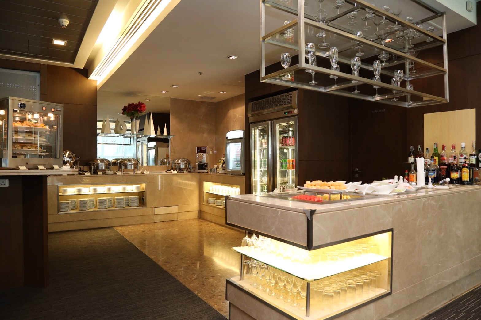 Miracle First and Business Class Lounge (A1), photo 3