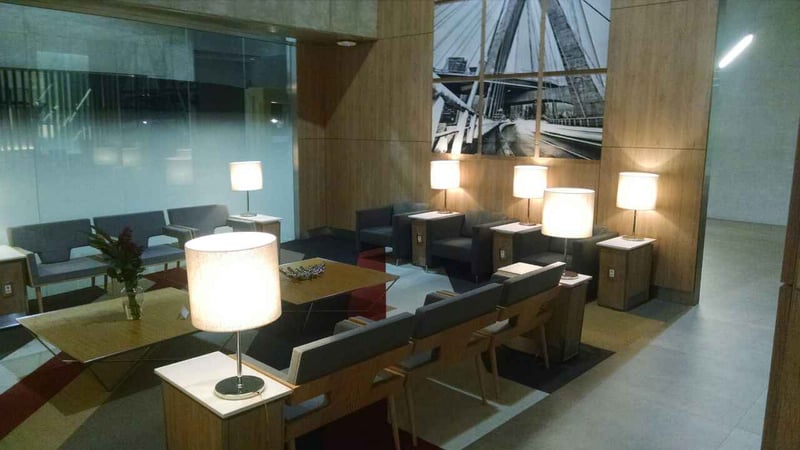 American Airlines Admirals Club, photo 11