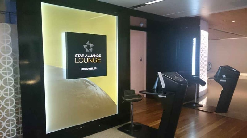 Star Alliance Business Class Lounge, photo 7