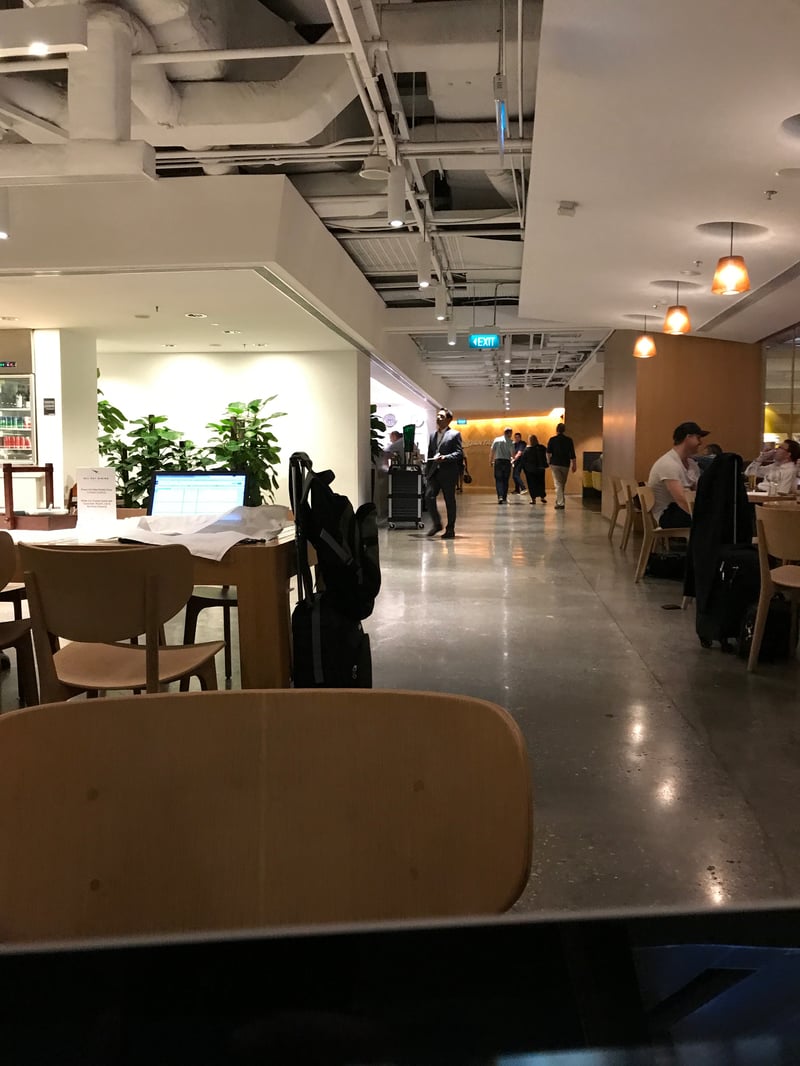 The Qantas Singapore Lounge, photo 11