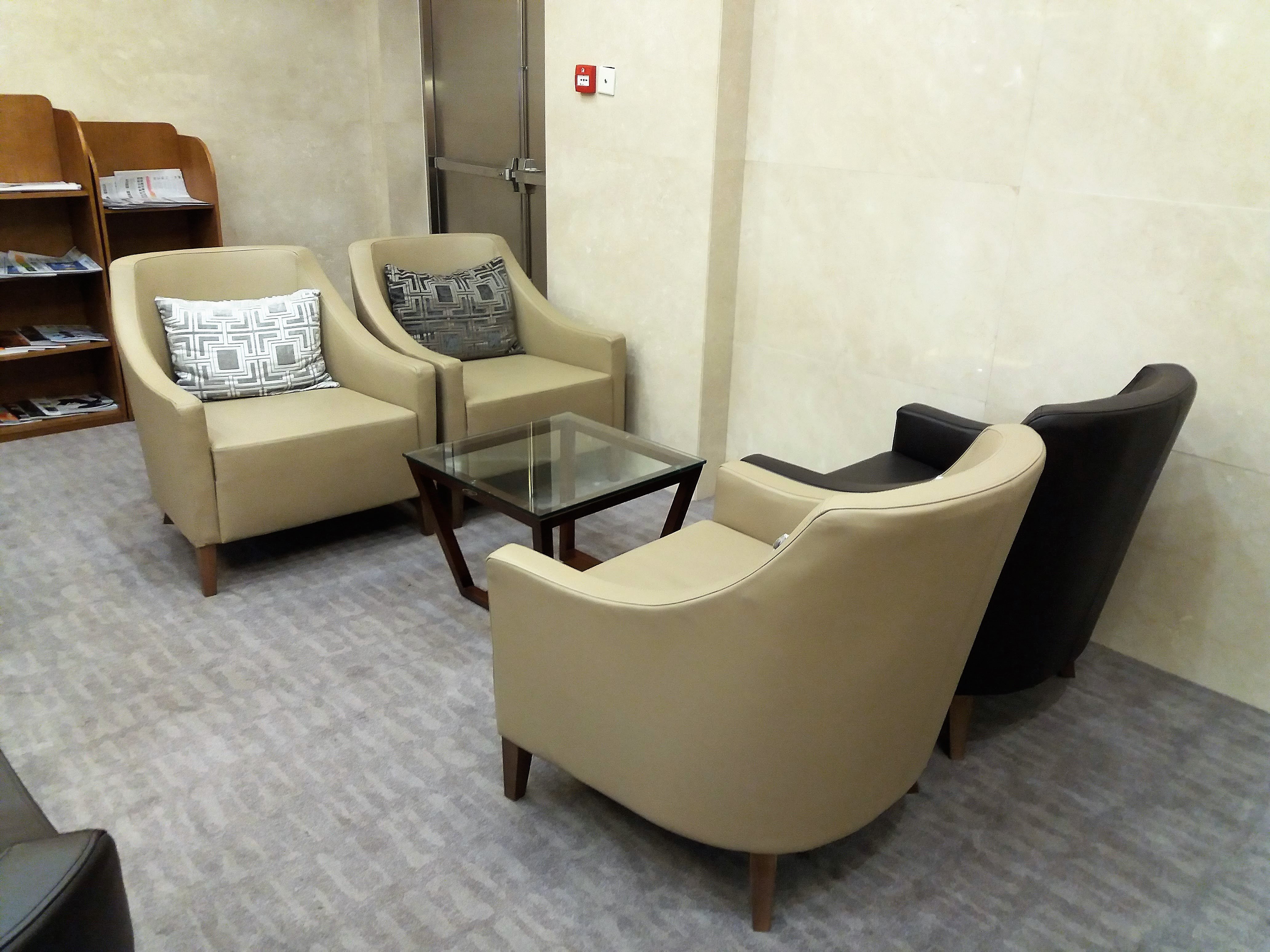 Air China First & Business Class Lounge, photo 2