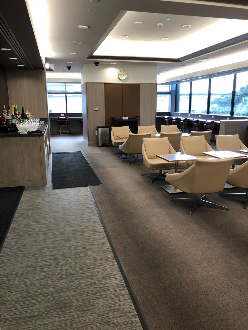 Japan Airlines JAL Sakura Lounge / American Airlines Admirals Club, foto 11