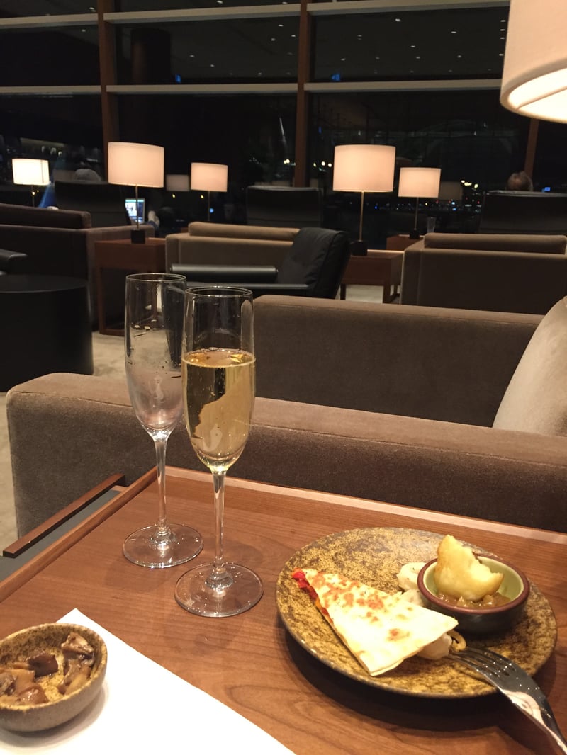 Cathay Pacific First and Business Class Lounge, foto 9
