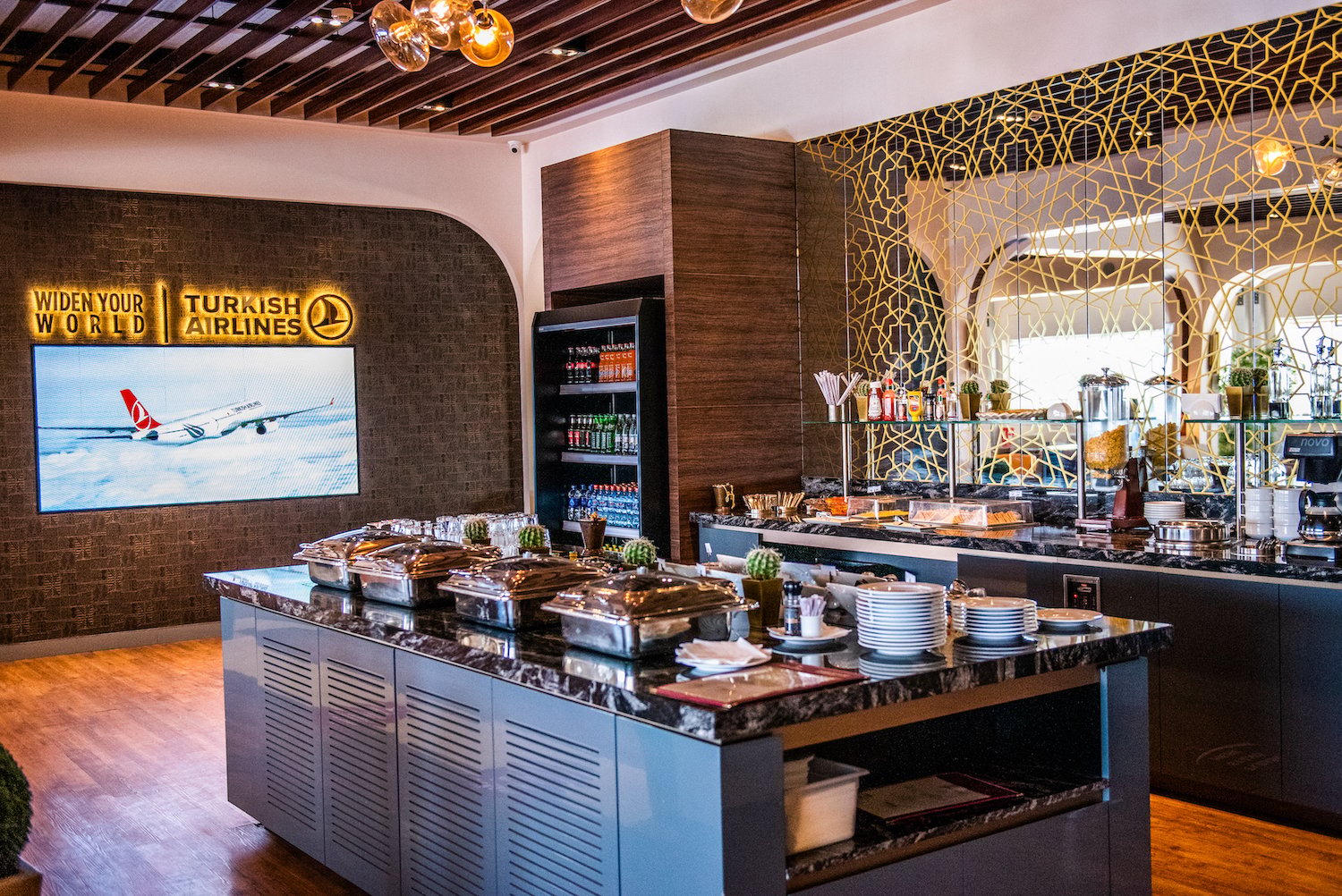 Turkish Airlines Star Alliance Lounge, photo 3