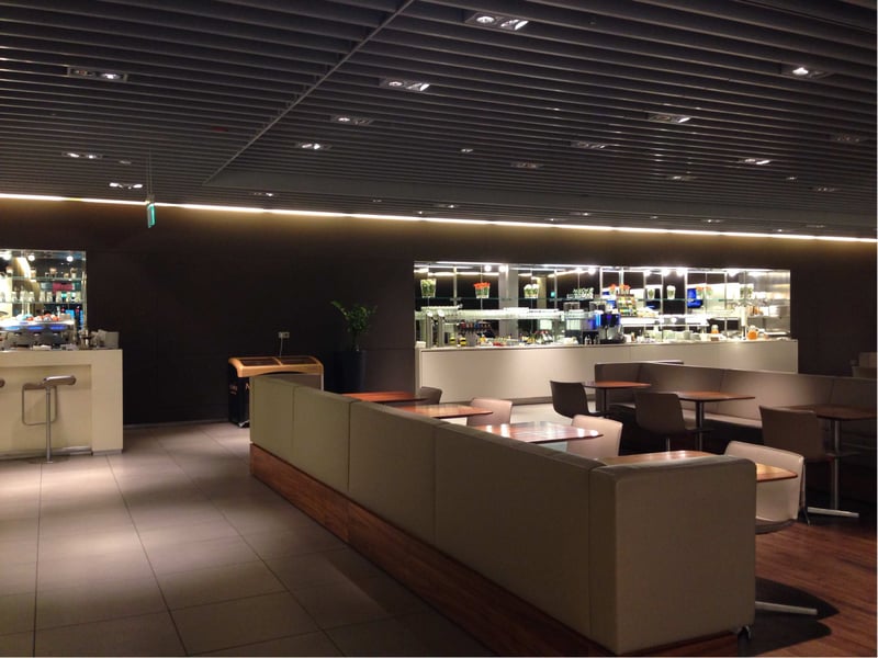 Lufthansa Senator Lounge (Gate G24, Schengen), foto 4