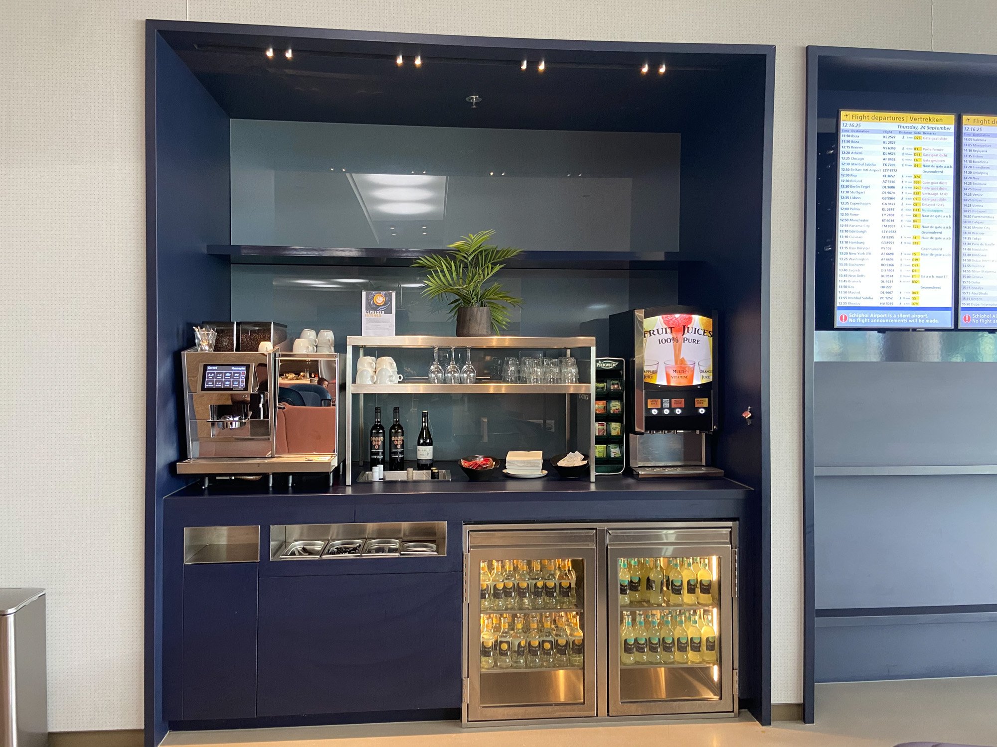 Aspire Lounge (26) (Schengen), foto 2